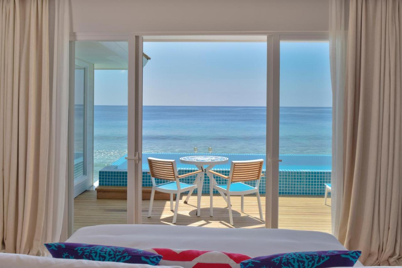 Kandima Maldives Kudahuvadhoo ภายนอก รูปภาพ A room at the hotel