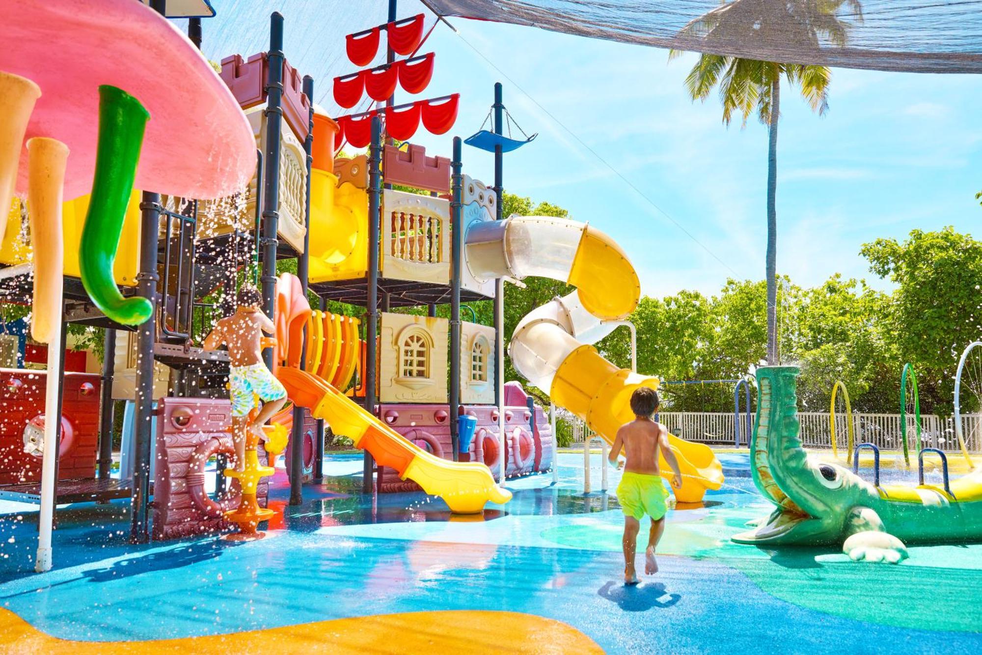 Kandima Maldives Kudahuvadhoo ภายนอก รูปภาพ Water park