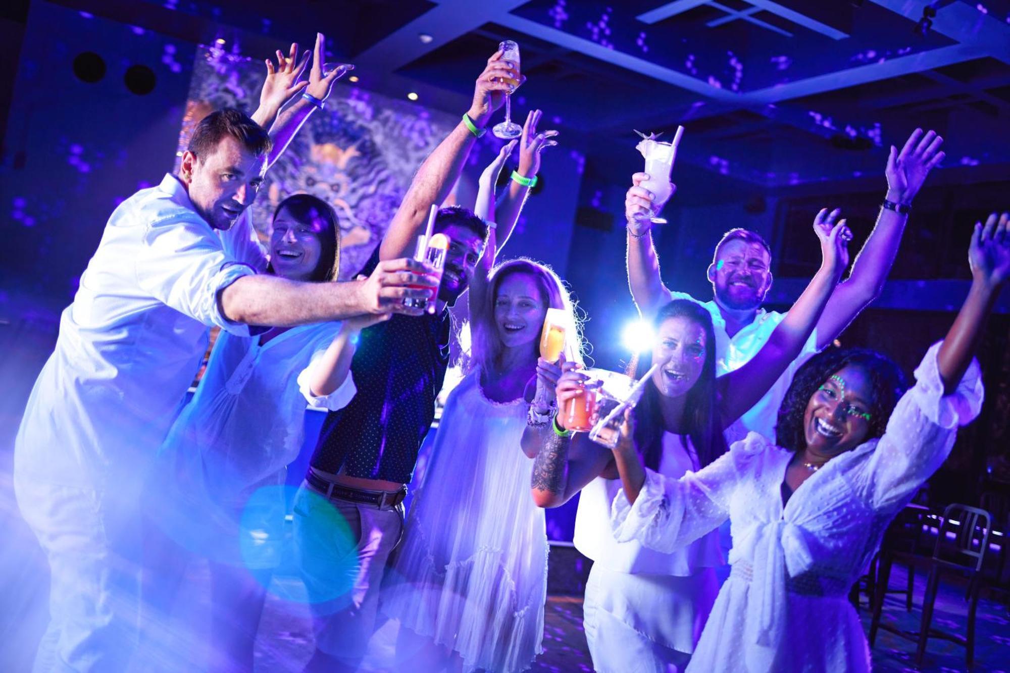 Kandima Maldives Kudahuvadhoo ภายนอก รูปภาพ The nightclub
