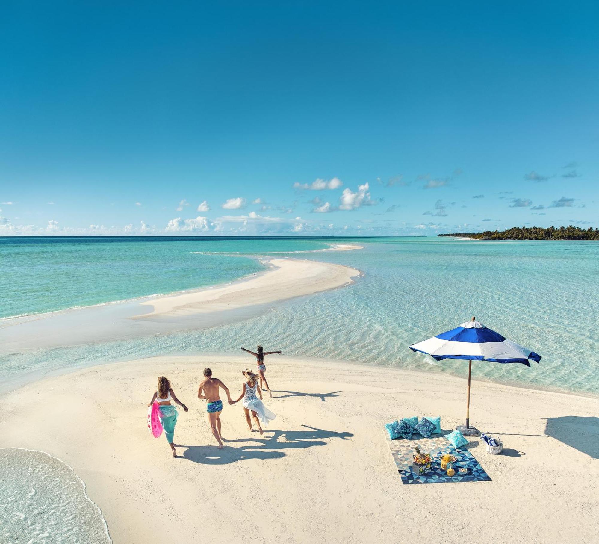 Kandima Maldives Kudahuvadhoo ภายนอก รูปภาพ A beach in the Bahamas